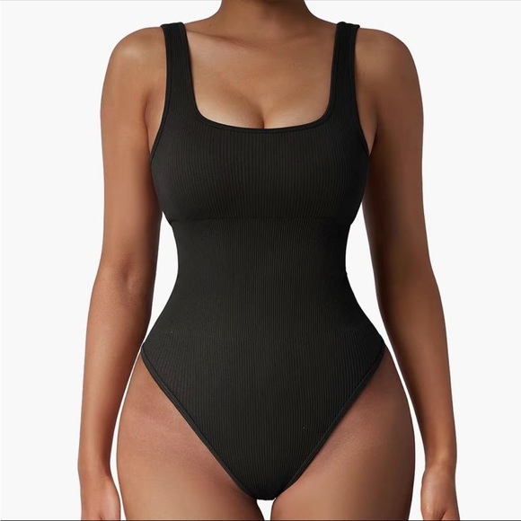 New black body suit perfect for the summertime. Size medium - Picture 2 of 13